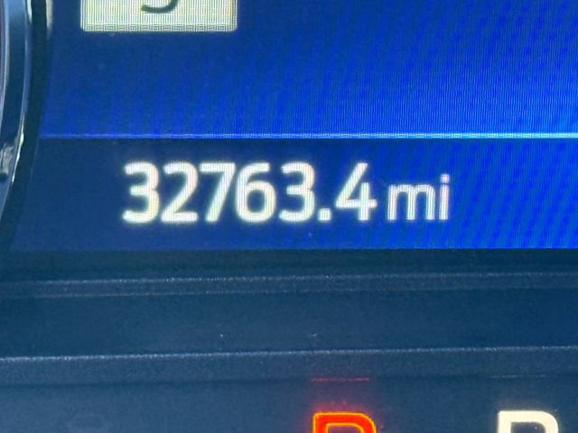 Certified 2022 Ford Explorer XLT w/ Equipment Group 202A image 17