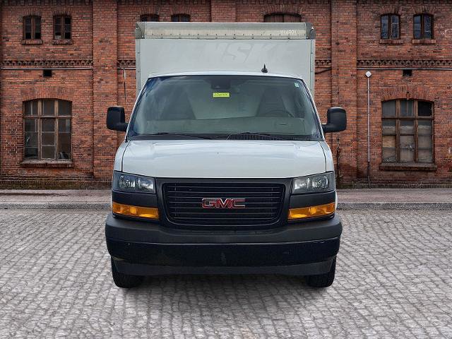 Used 2021 GMC Savana 3500 w/ Power Convenience Package RWD image 2