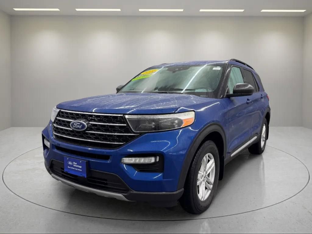 Certified 2020 Ford Explorer XLT w/ Equipment Group 202A AWD/4WD image 3