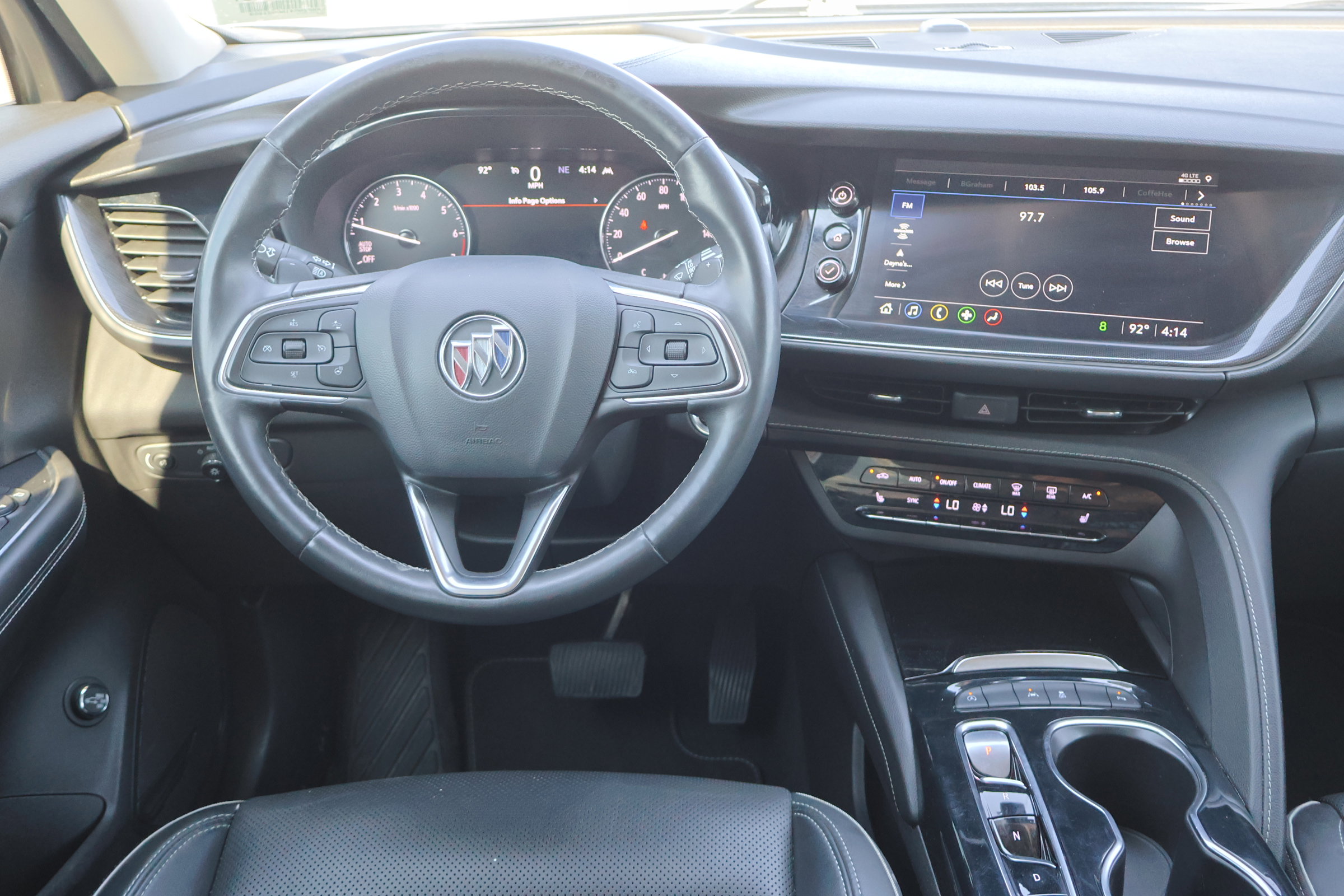 Used 2022 Buick Envision Essence w/ Safety Package image 37