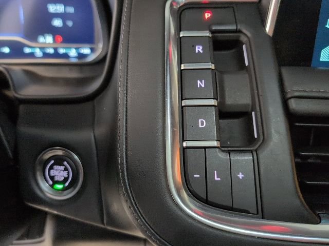 Used 2023 Chevrolet Suburban Z71 image 21