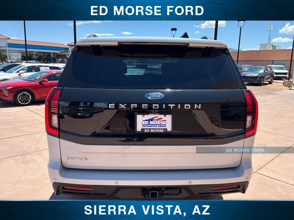 Certified 2025 Ford Expedition Active AWD/4WD image 7