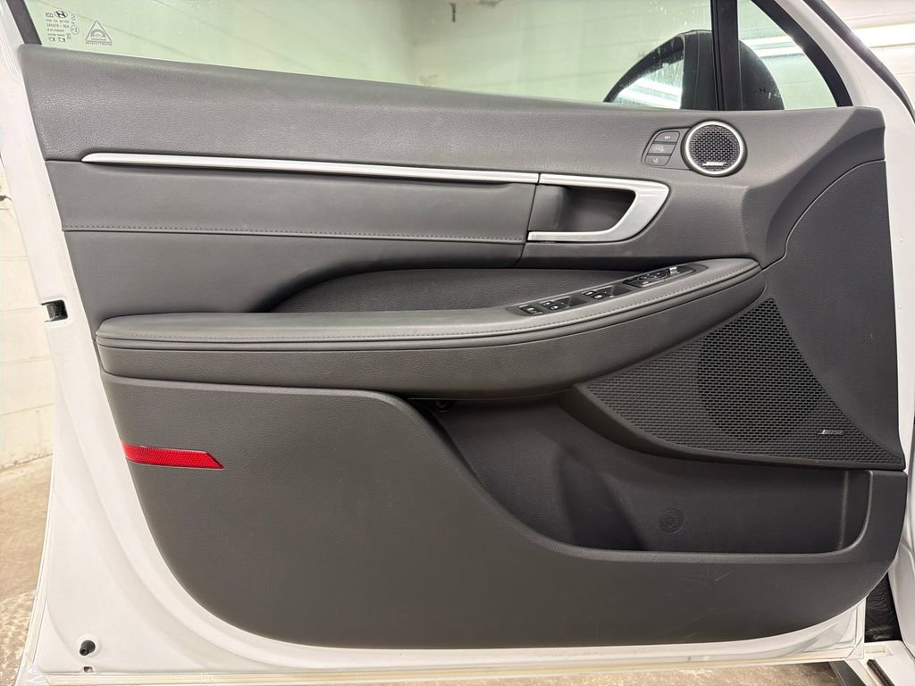Used 2020 Hyundai Sonata Limited FWD image 17