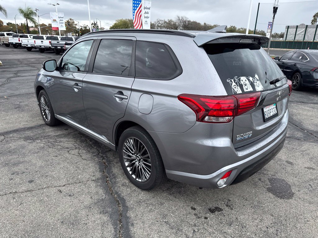 Used 2021 Mitsubishi Outlander LE AWD/4WD image 6