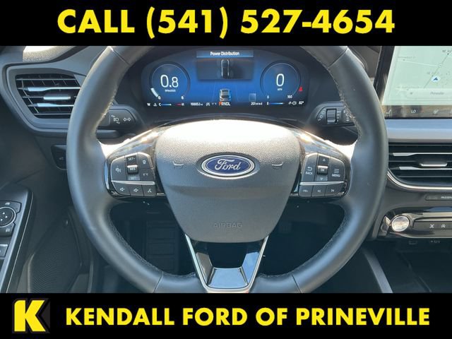 Certified 2025 Ford Escape Platinum AWD/4WD image 13