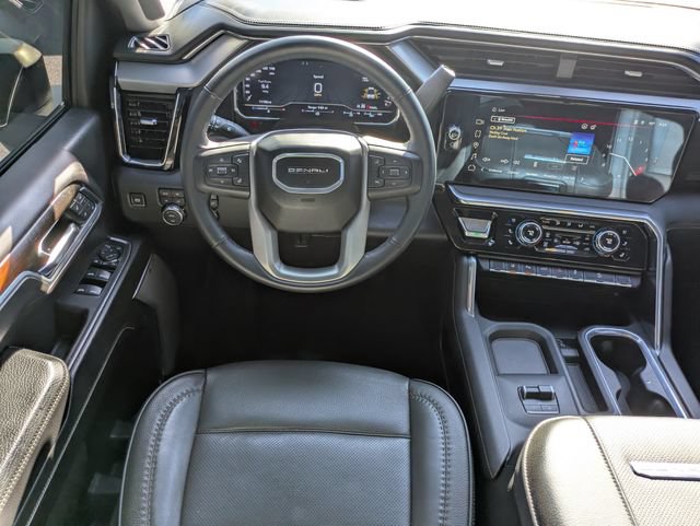 Used 2024 GMC Sierra 2500 Denali w/ Denali Reserve Package AWD/4WD image 16