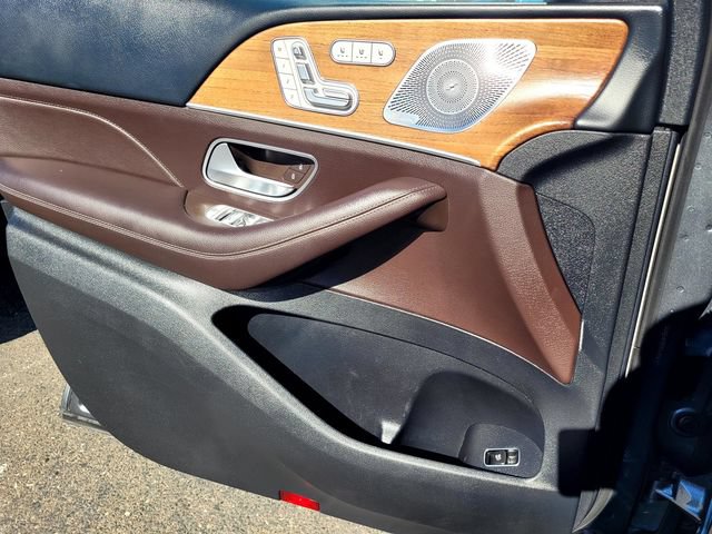 Used 2022 Mercedes-Benz GLS 450 4MATIC image 14