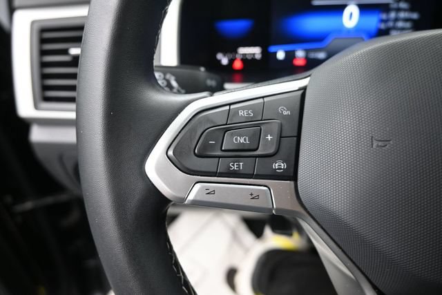 Used 2022 Volkswagen Atlas Cross Sport SE AWD/4WD image 15