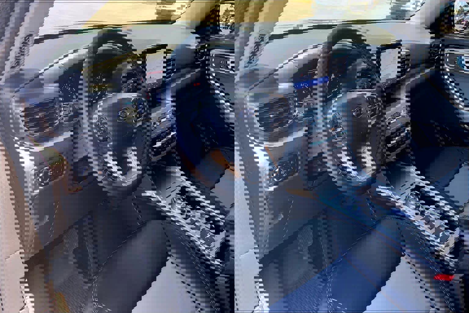 Certified 2023 Ford Explorer XLT w/ Equipment Group 202A image 17