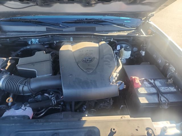 Used 2021 Toyota Tacoma SR image 28