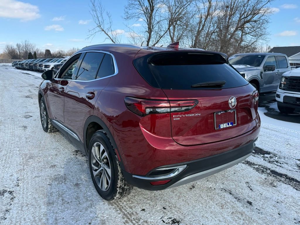Used 2023 Buick Envision Essence image 3