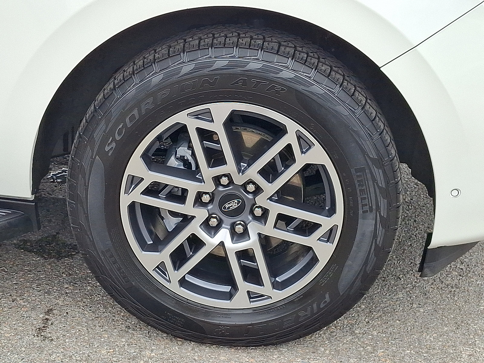 Certified 2025 Ford Expedition Active AWD/4WD image 8