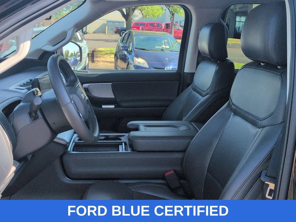 Certified 2025 Ford Expedition Active AWD/4WD image 12