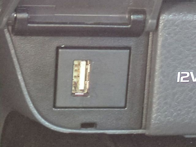 Used 2020 Toyota Camry LE image 20