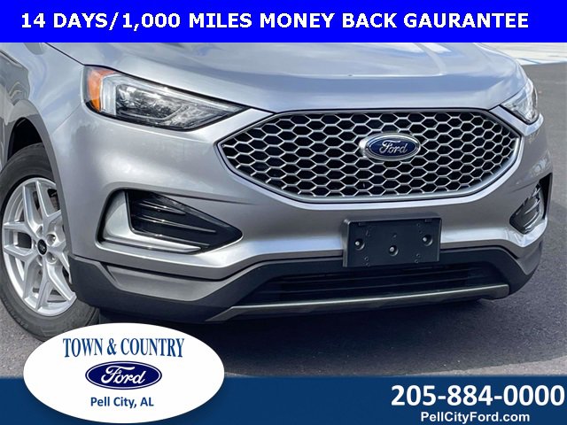 Certified 2023 Ford Edge SEL image 2