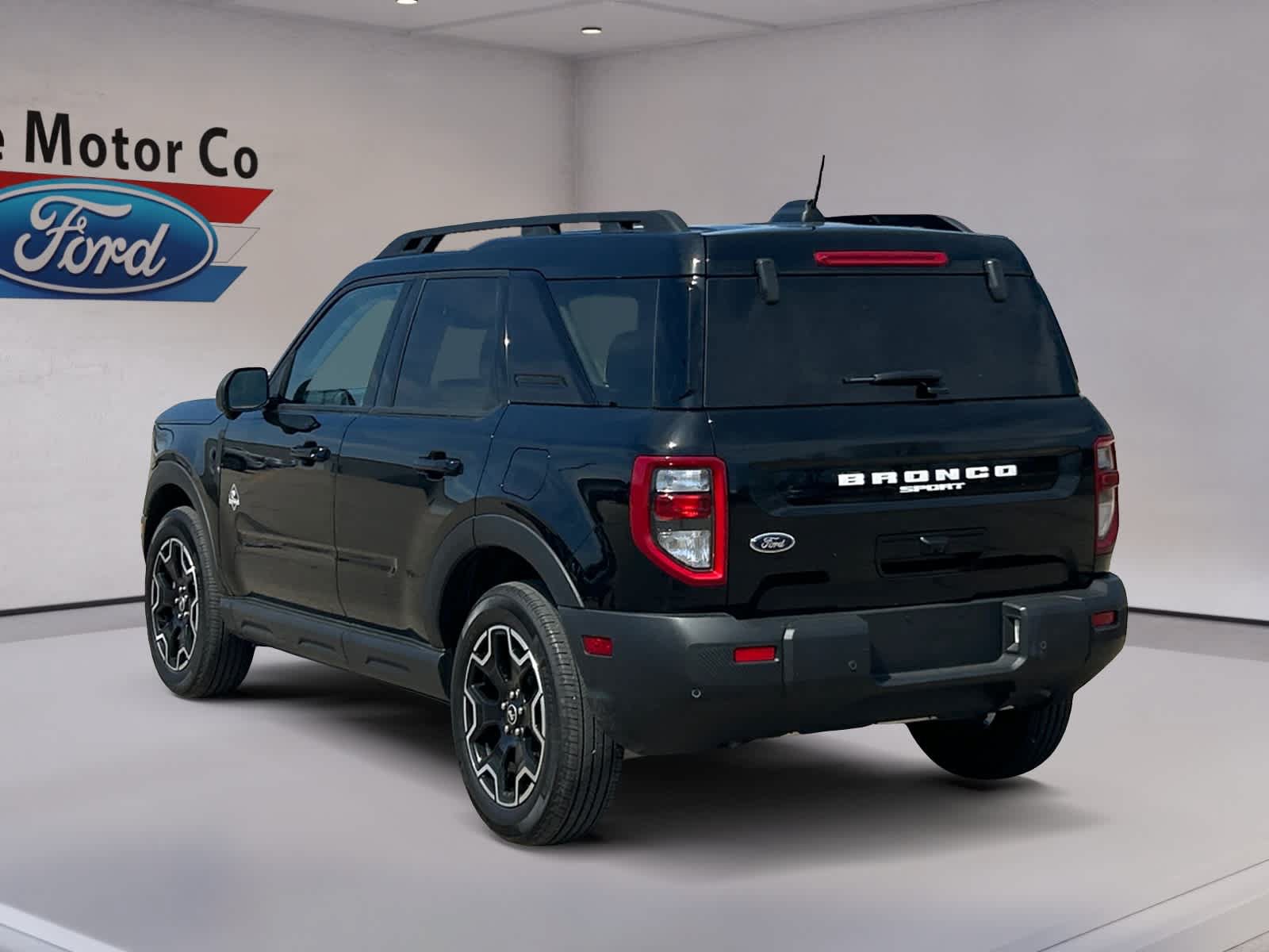 Certified 2025 Ford Bronco Sport Outer Banks w/ Outer Banks Tech Package+ AWD/4WD image 7