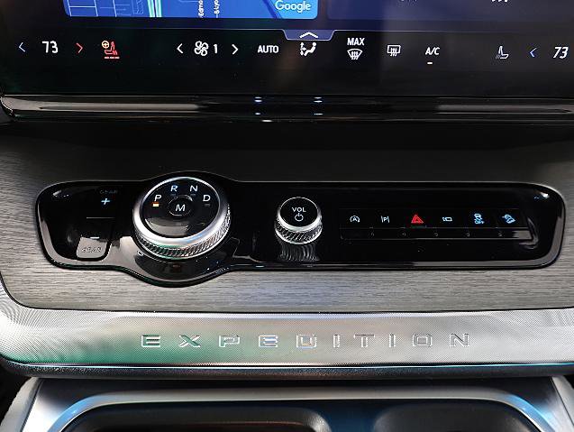 Certified 2025 Ford Expedition Platinum AWD/4WD image 18