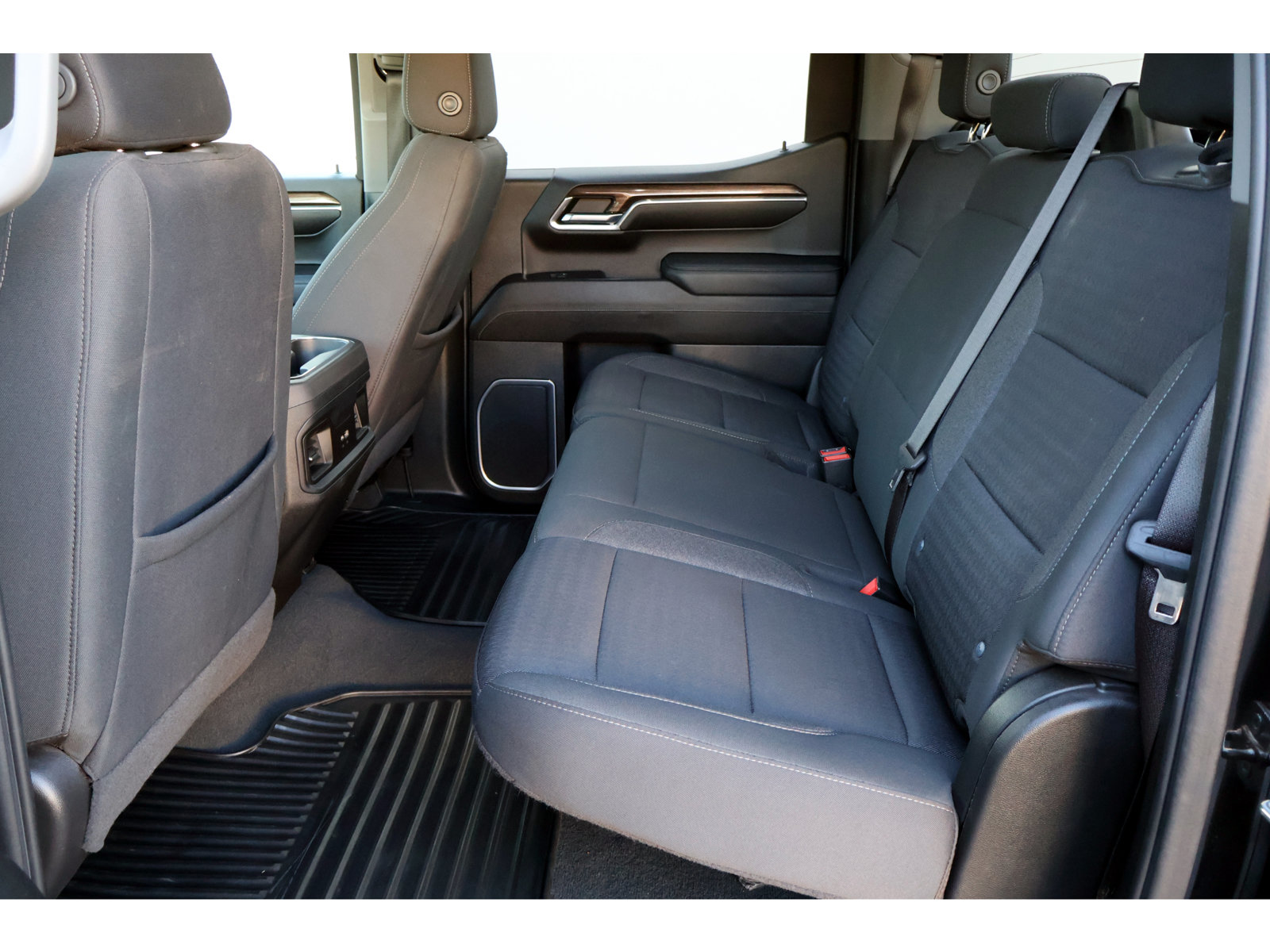 Used 2023 Chevrolet Silverado 1500 RST w/ Z71 Off-Road Package AWD/4WD image 24