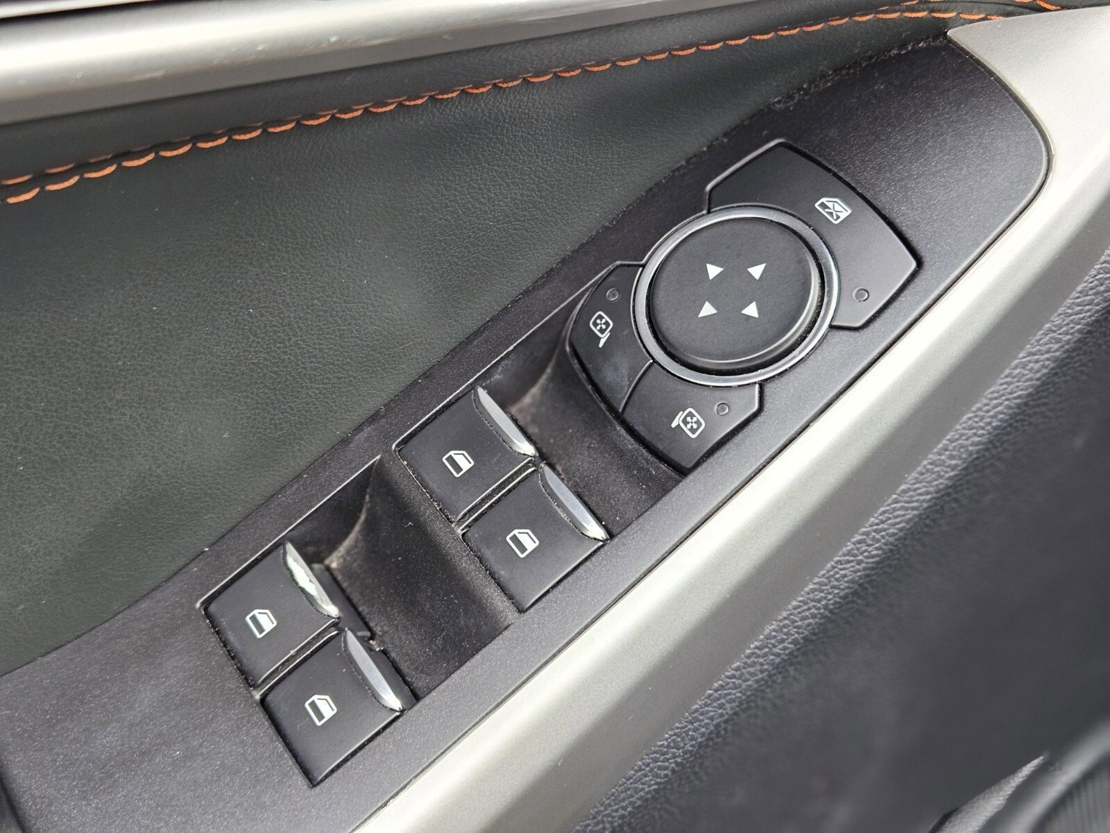 Certified 2022 Ford Explorer Timberline image 18