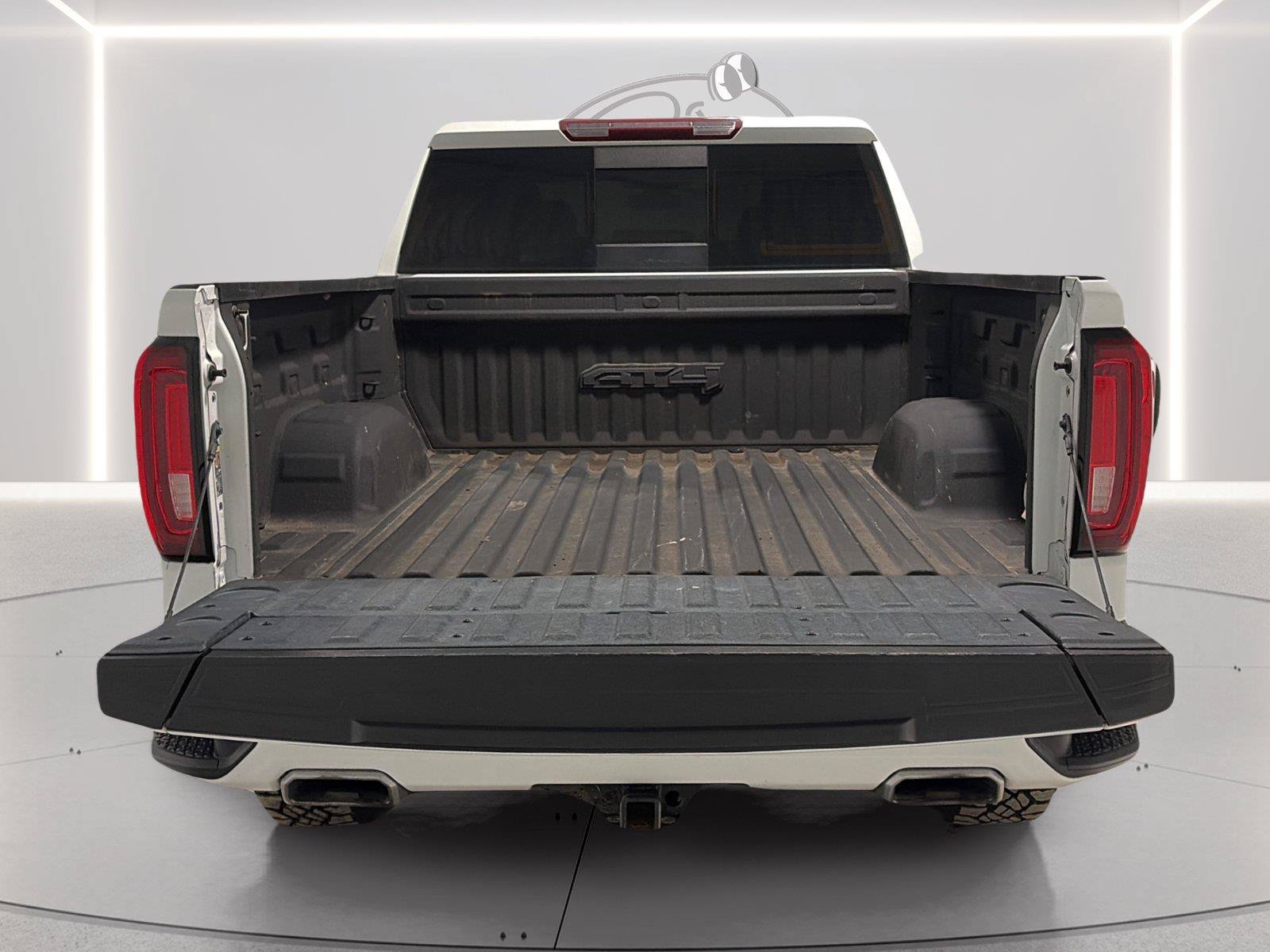 Used 2022 GMC Sierra 1500 AT4 w/ AT4 Premium Package AWD/4WD image 9