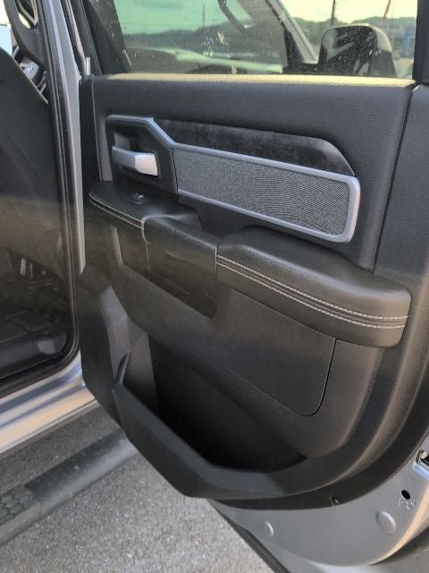 Used 2022 RAM 2500 Big Horn w/ Night Edition AWD/4WD image 19
