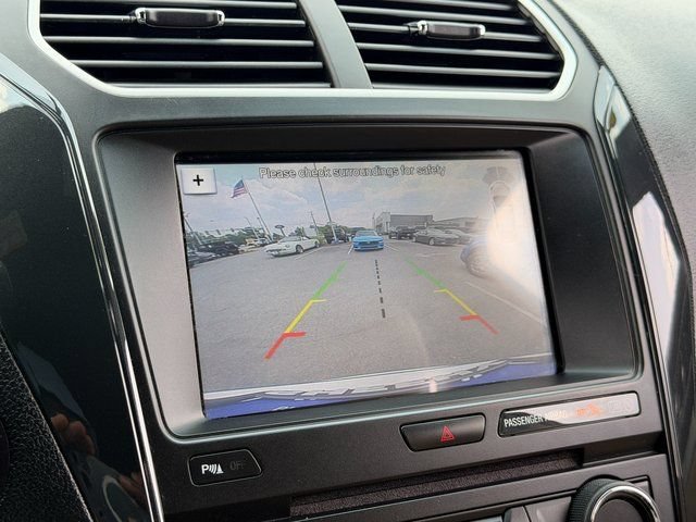 Certified 2017 Ford Explorer XLT w/ Equipment Group 202A FWD image 24