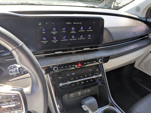 Used 2023 Kia Carnival SX image 24