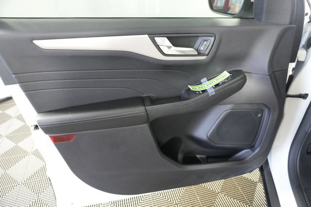 Certified 2022 Ford Escape SEL AWD/4WD image 28