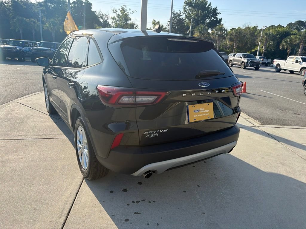 Certified 2025 Ford Escape Active FWD image 6