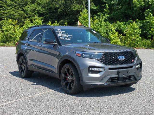 Certified 2022 Ford Explorer ST w/ Equipment Group 401A AWD/4WD image 1