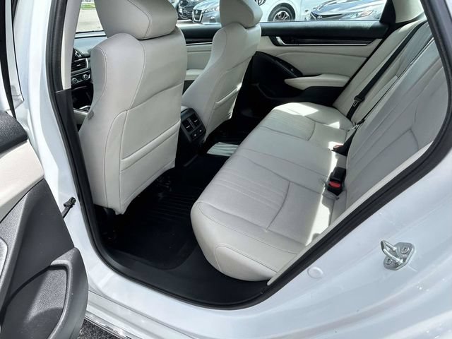 Used 2022 Honda Accord Touring image 5