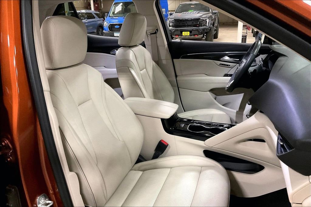 Used 2021 Buick Envision Essence w/ Technology Package I AWD/4WD image 7