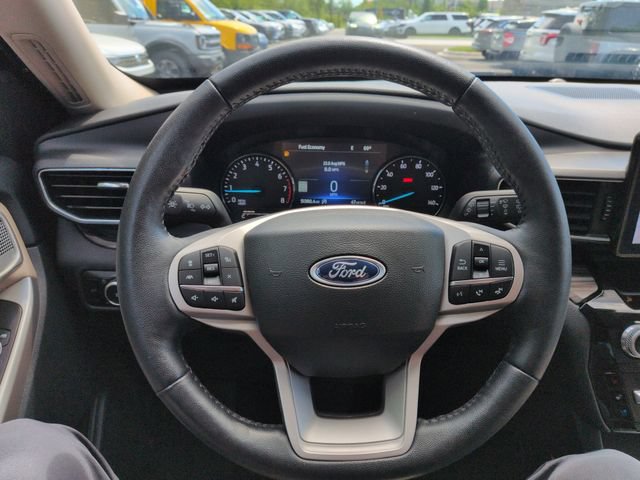 Certified 2023 Ford Explorer Limited w/ Equipment Group 301A AWD/4WD image 34