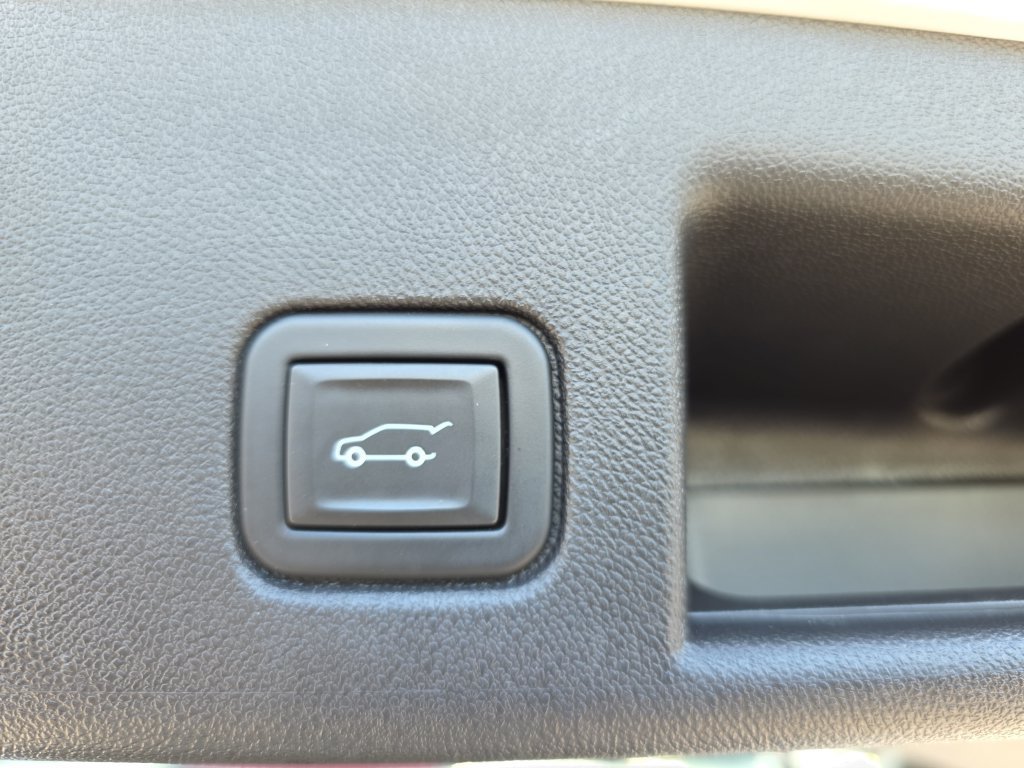 Used 2024 Chevrolet Equinox LT AWD/4WD image 14