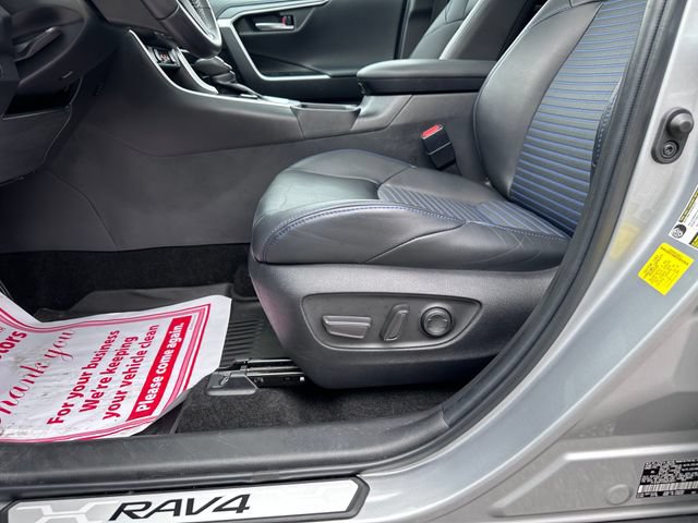 Used 2024 Toyota RAV4 XSE w/ Weather Package AWD/4WD image 12