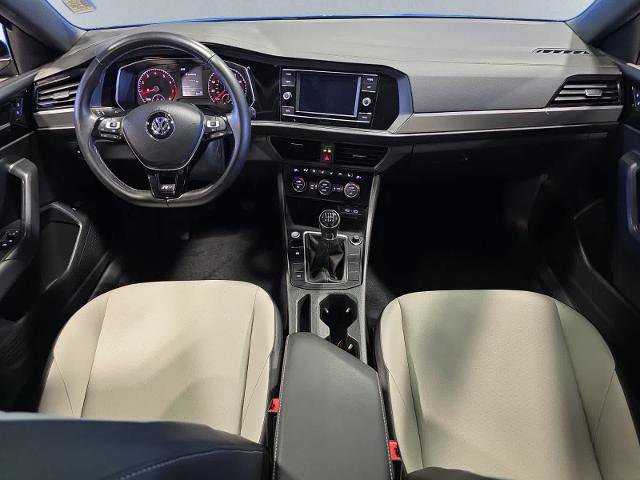 Used 2020 Volkswagen Jetta R-Line w/ R-Line Cold Weather Package FWD image 6