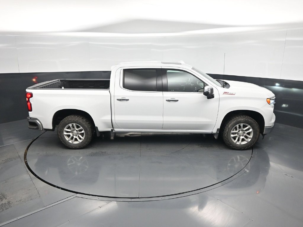 Used 2023 Chevrolet Silverado 1500 LTZ w/ LTZ Convenience Package II AWD/4WD image 39