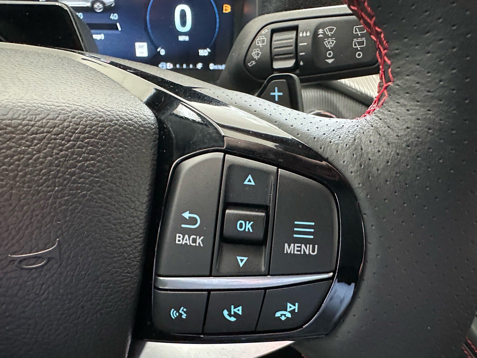 Certified 2025 Ford Explorer ST RWD image 40