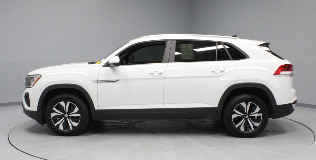 Used 2024 Volkswagen Atlas Cross Sport SE AWD/4WD image 8