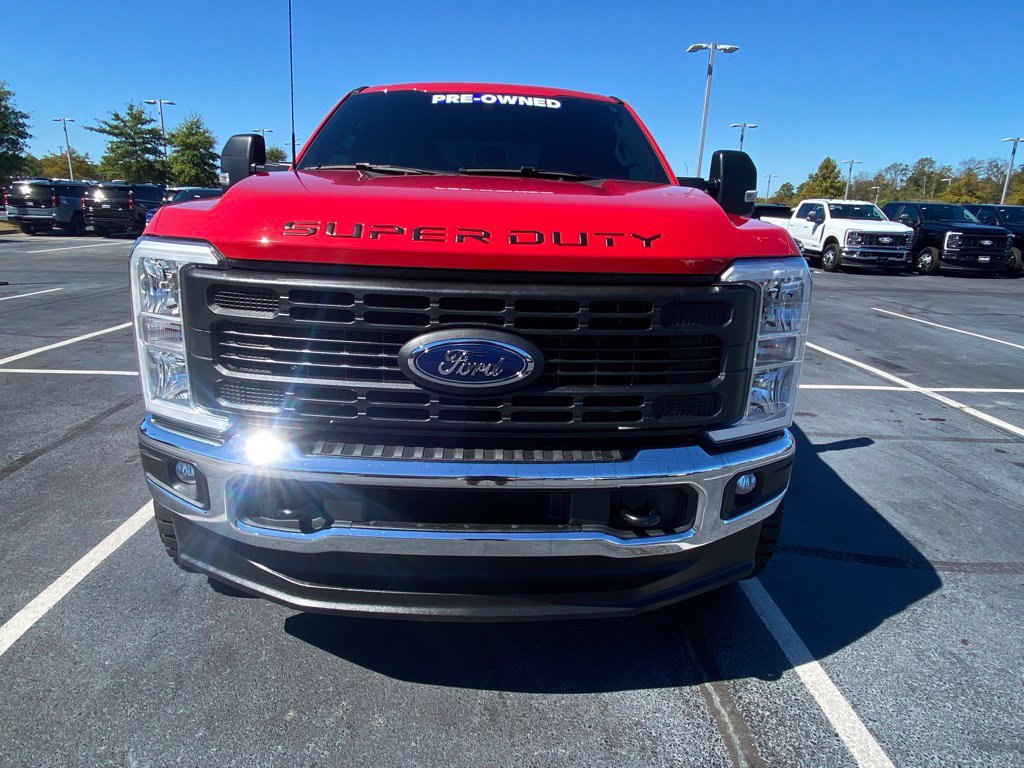 Certified 2025 Ford F250 XL w/ XL Chrome Package AWD/4WD image 2