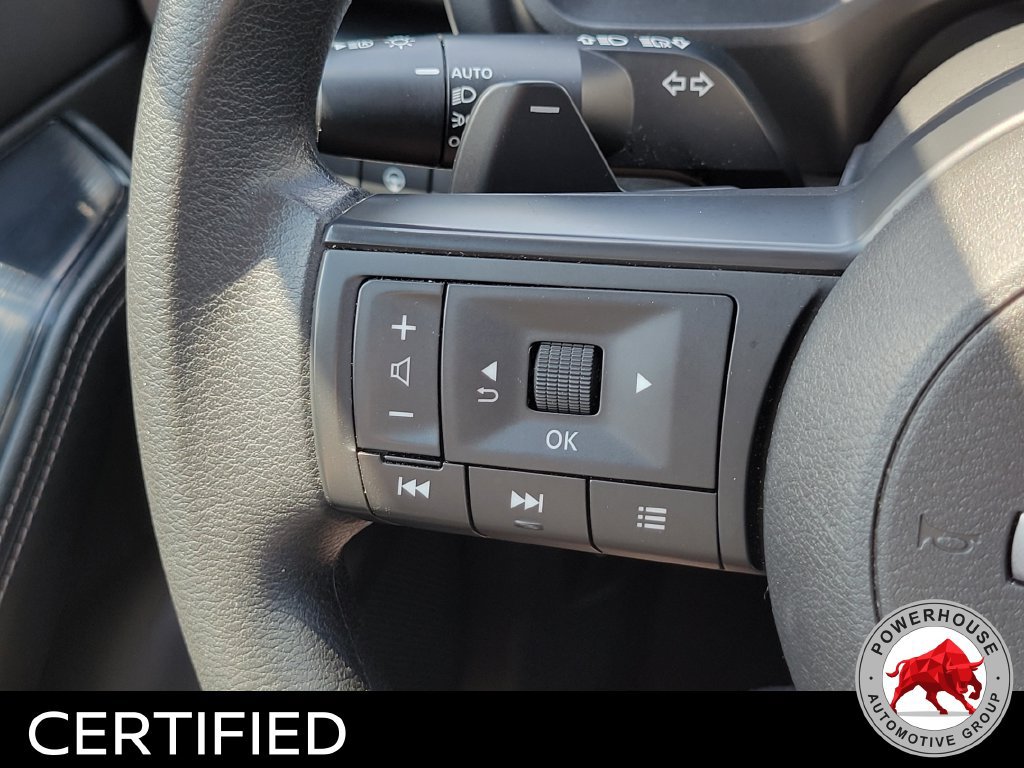 Used 2024 Nissan Rogue SV FWD image 29