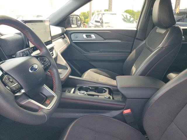 Certified 2025 Ford Explorer ST RWD image 11