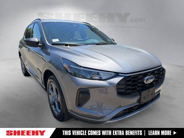 Certified 2024 Ford Escape ST-Line w/ Tech Pack #1 AWD/4WD image 1