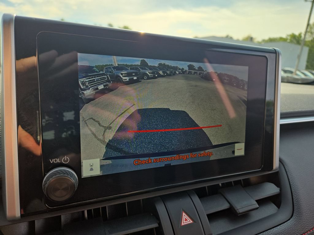 Used 2024 Toyota RAV4 SE w/ Weather & Moonroof Package AWD/4WD image 10