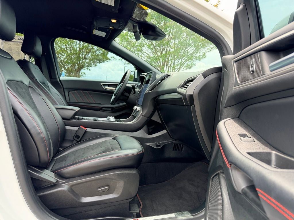Certified 2023 Ford Edge ST-Line AWD/4WD image 14