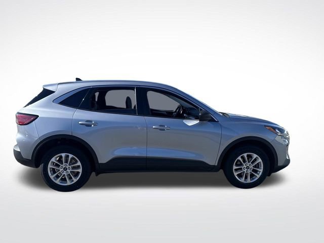 Certified 2022 Ford Escape SE image 9