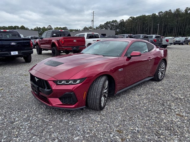 Certified 2025 Ford Mustang GT Premium RWD image 3