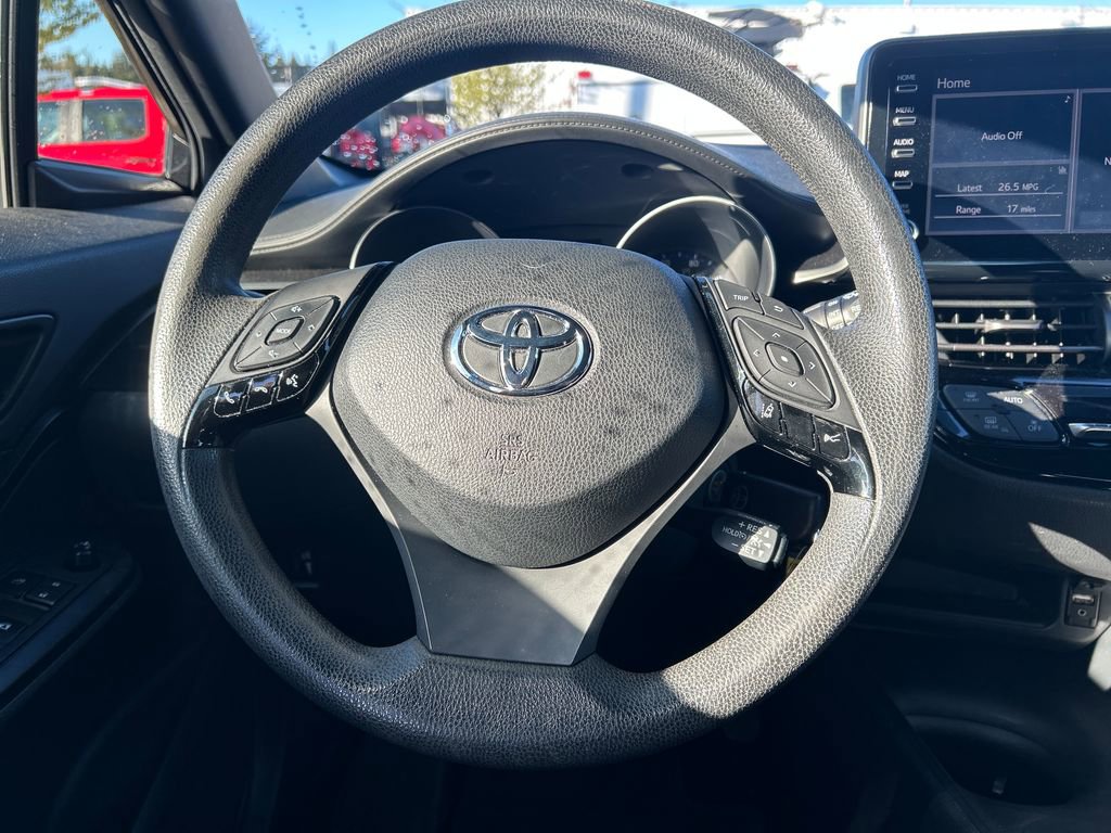 Used 2019 Toyota C-HR LE FWD image 20