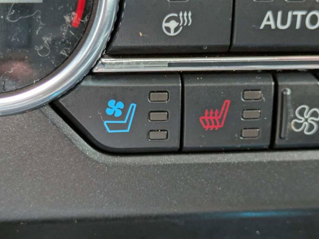 Certified 2019 Ford Expedition Platinum image 24