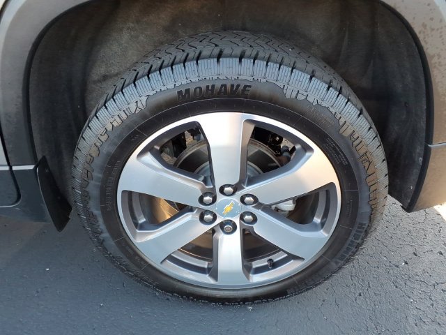 Used 2019 Chevrolet Traverse LT w/ LT Premium Package FWD image 7